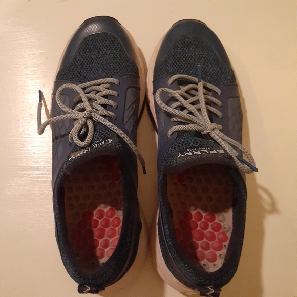 Sperry Sneakers - Picture 4 of 5